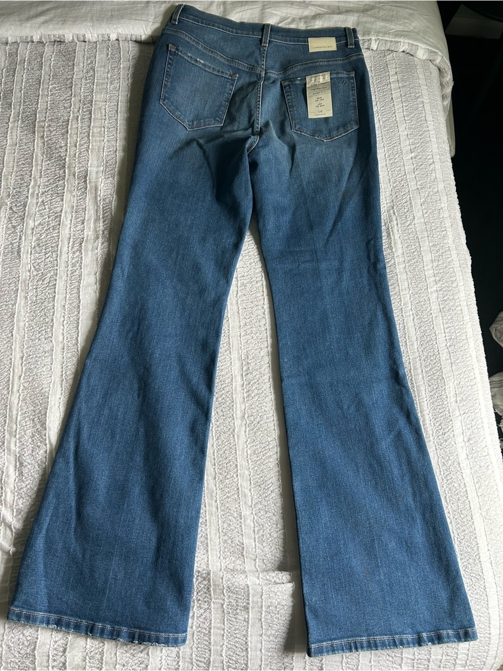 Current/ Elliott Side Street High Rise Flare Jean size 32L